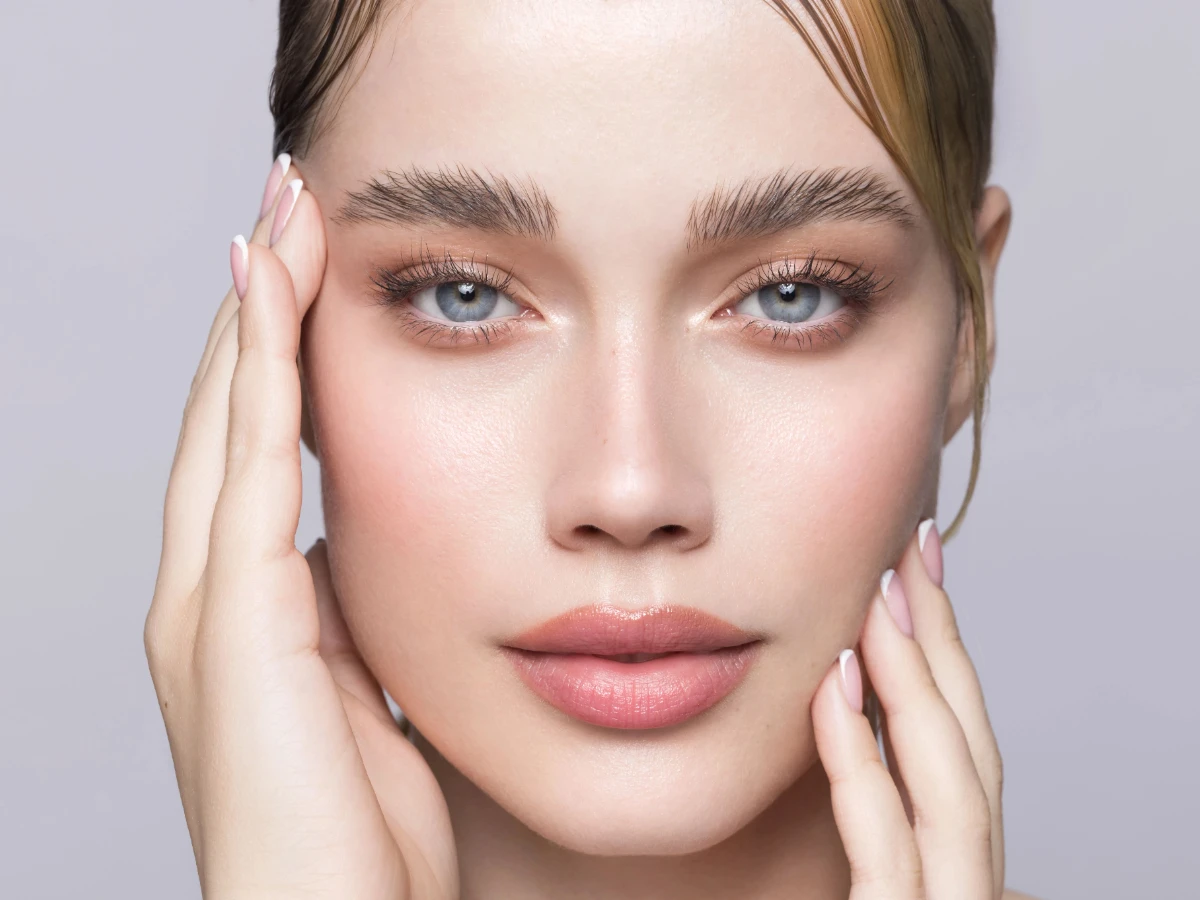  Make-up Trend Wispy Brows 