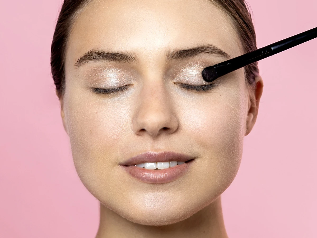  Nude Make-up Step 2 