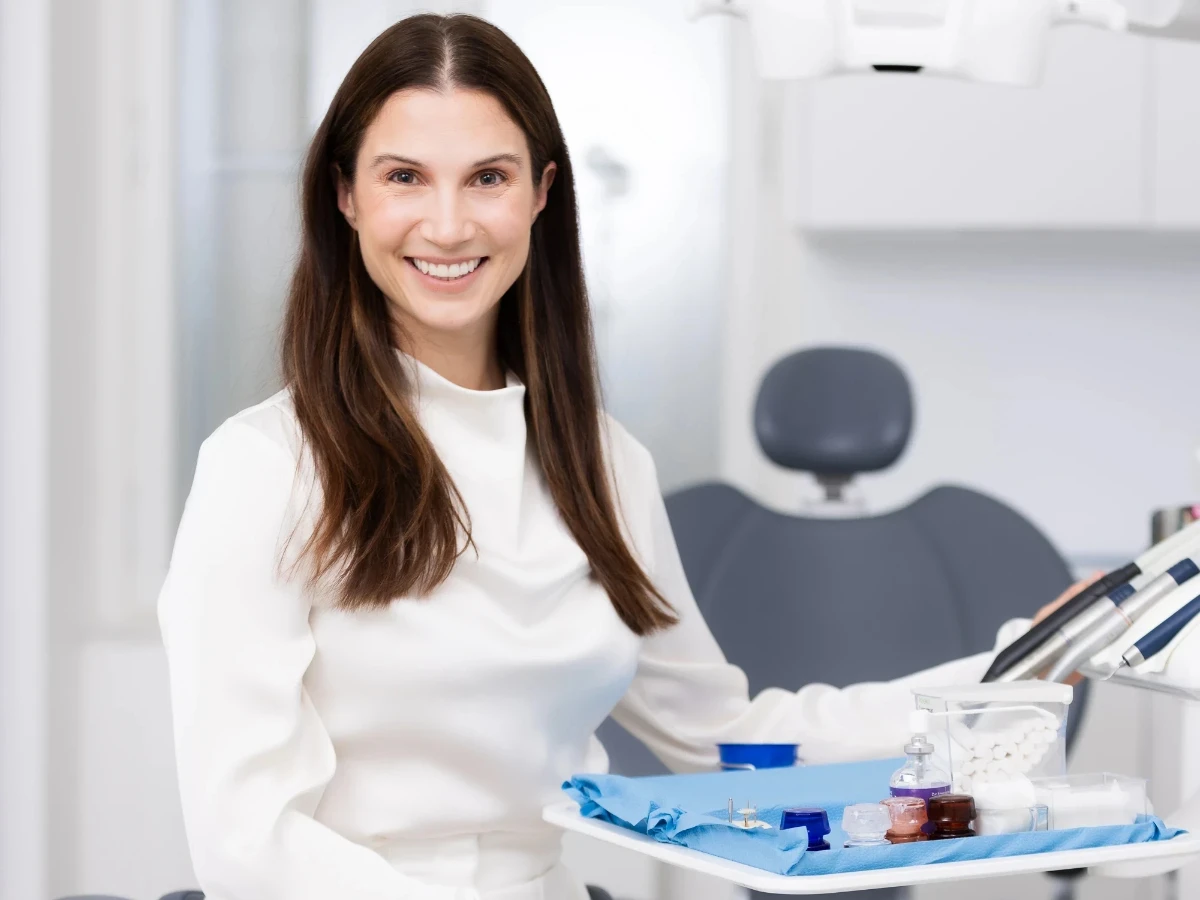  Zahnärztin Dr. Kristina Worseg Nahaufnahme 