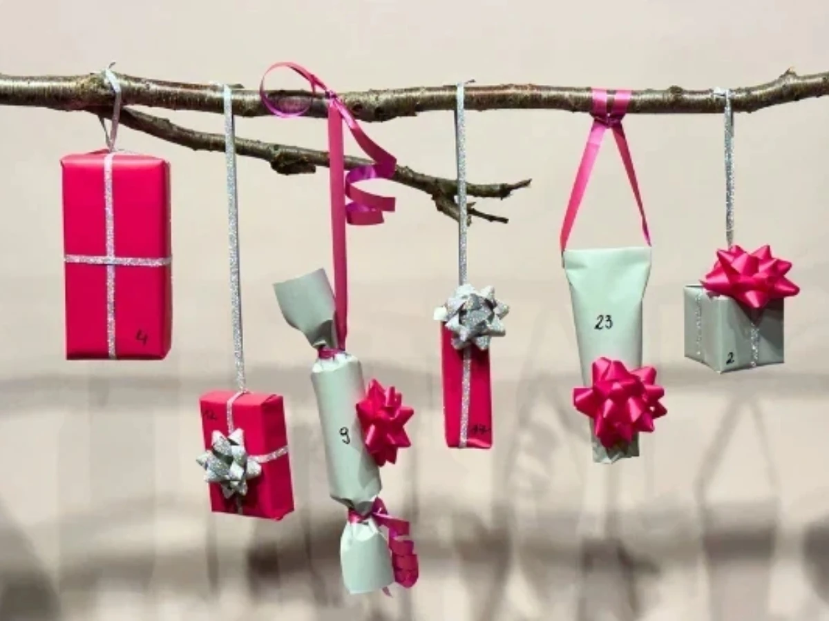  DIY Adventkalender Geschenke aufhängen 